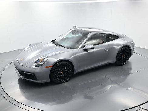 Certified 2024 Porsche 911 Carrera RWD image 32