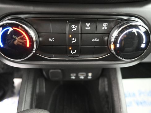Used 2022 Chevrolet TrailBlazer LS w/ LPO, Blackout Package AWD/4WD image 15