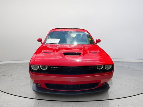 Used 2022 Dodge Challenger R/T Scat Pack RWD image 5