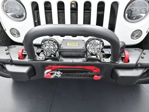 Used 2014 Jeep Wrangler Unlimited Rubicon AWD/4WD image 35