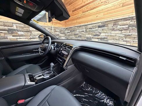 Used 2024 Hyundai Santa Cruz XRT image 13