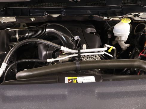 Used 2018 RAM 1500 Laramie w/ Convenience Group AWD/4WD image 20