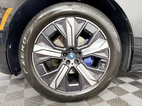 Used 2023 BMW iX xDrive50 w/ Sport Package image 24