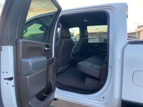 Used 2020 GMC Sierra 2500 Denali w/ Denali Ultimate Package image 21