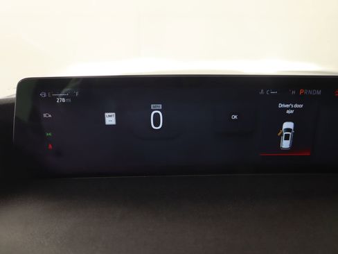 Used 2025 Ford Expedition Active image 4