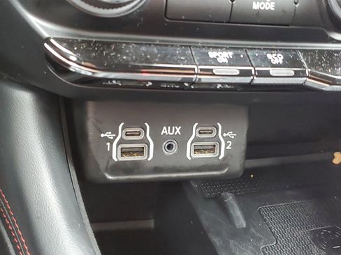 Certified 2024 Dodge Durango R/T w/ Trailer Tow Group IV image 21