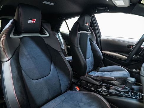 New 2025 Toyota Corolla Premium image 15