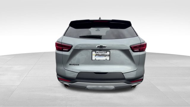 Certified 2024 Chevrolet Blazer LT w/ Convenience Package FWD image 5