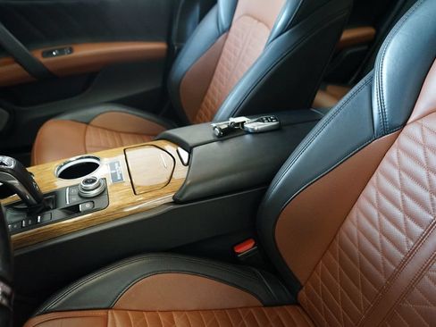 Used 2019 Maserati Ghibli S GranLusso AWD/4WD image 34