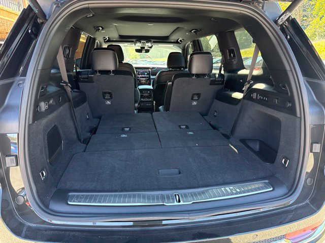 Used 2023 Jeep Grand Cherokee L Overland AWD/4WD image 10