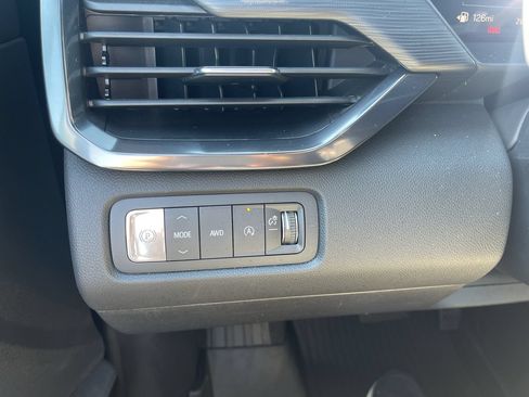 Used 2026 GMC Acadia AT4 w/ Super Cruise Package AWD/4WD image 18