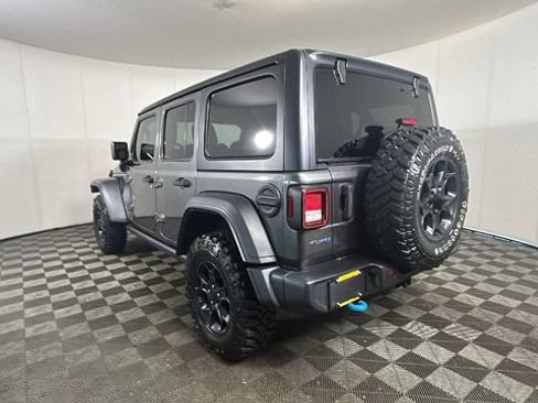 Used 2023 Jeep Wrangler Unlimited w/ Convenience Group AWD/4WD image 4