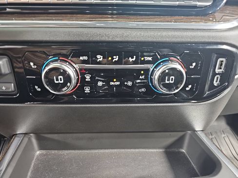 Used 2025 GMC Sierra 1500 Elevation AWD/4WD image 26