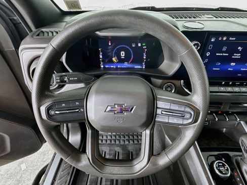 Used 2023 Chevrolet Colorado Trail Boss w/ Technology Package AWD/4WD image 13