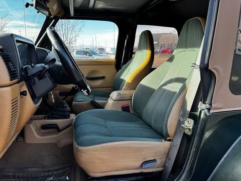 Used 1998 Jeep Wrangler Sahara image 10