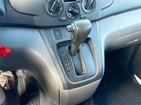 Used 2021 Nissan NV200 S w/ Sliding Door Glass Package image 17