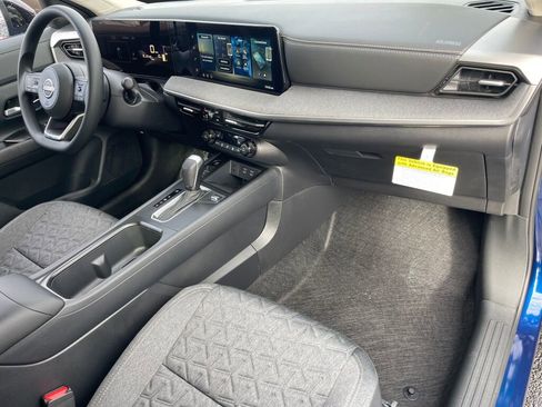 Used 2026 Nissan Kicks SV w/ SV Premium Package image 15