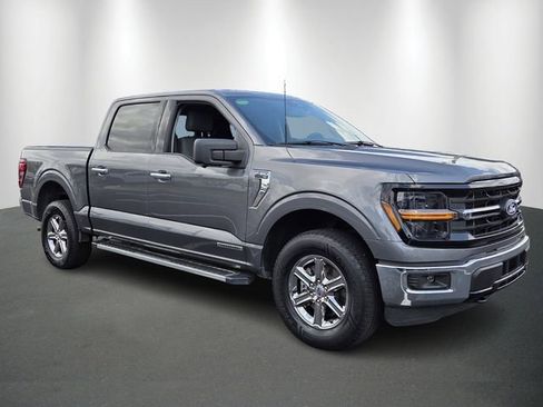 Certified 2024 Ford F150 XLT w/ Mobile Office Package image 7