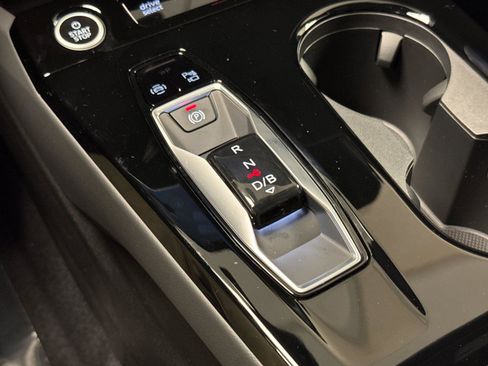 New 2027 Audi Q6 e-tron Premium Plus image 21