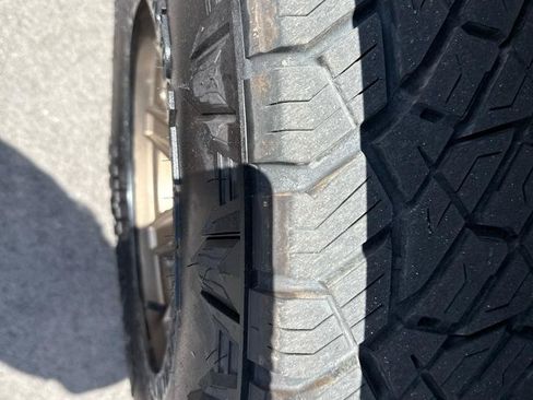 Used 2018 Nissan Frontier PRO-4X AWD/4WD image 10