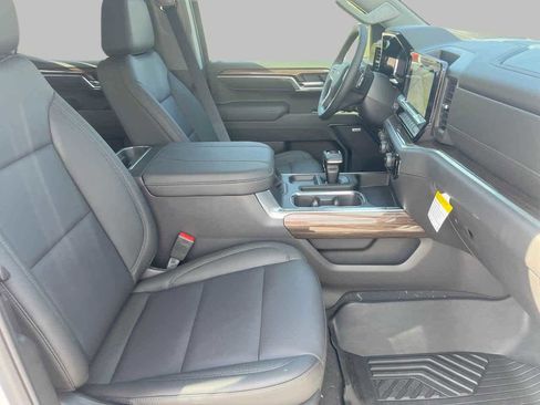 New 2026 Chevrolet Silverado 1500 LT Trail Boss w/ LT Trail Boss Premium Package AWD/4WD image 10