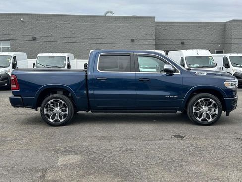 Used 2024 RAM 1500 Limited AWD/4WD image 2