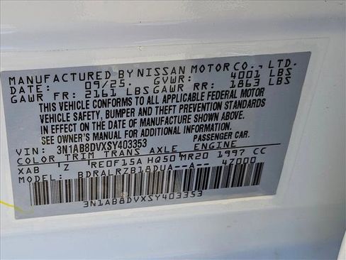 New 2025 Nissan Sentra SR image 15