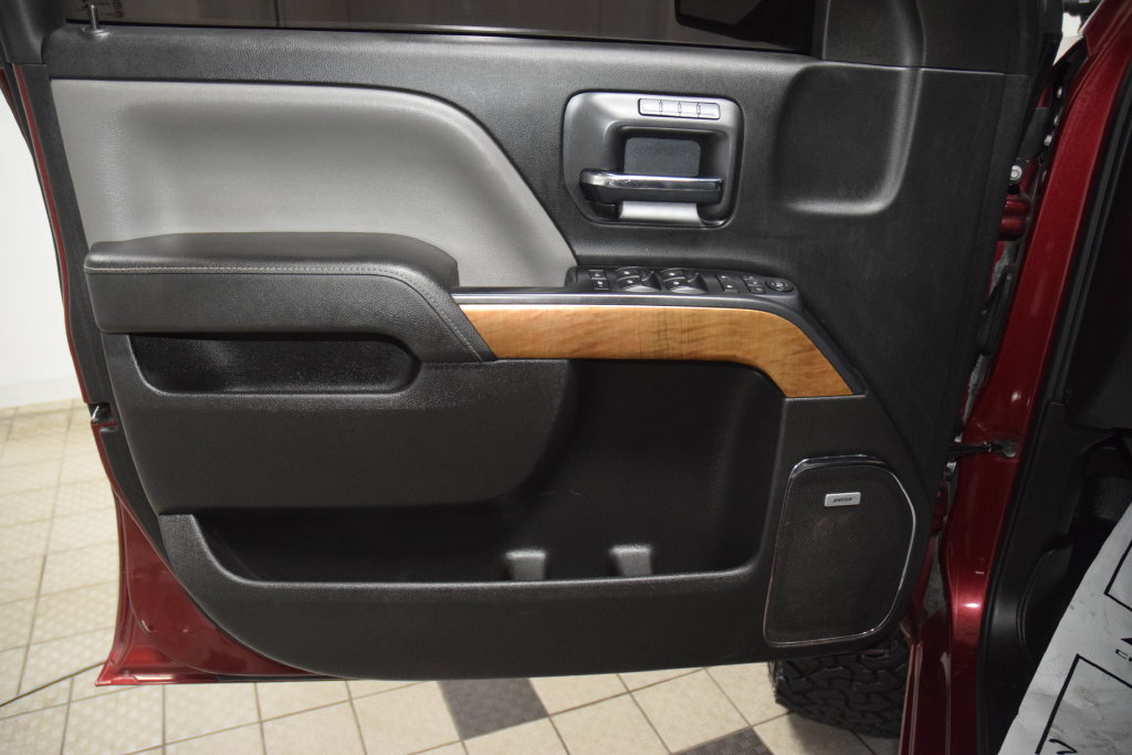 Used 2015 Chevrolet Silverado 1500 LTZ w/ LTZ Plus Package AWD/4WD image 43