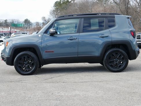 Used 2018 Jeep Renegade Trailhawk w/ Cold Weather Group II image 3