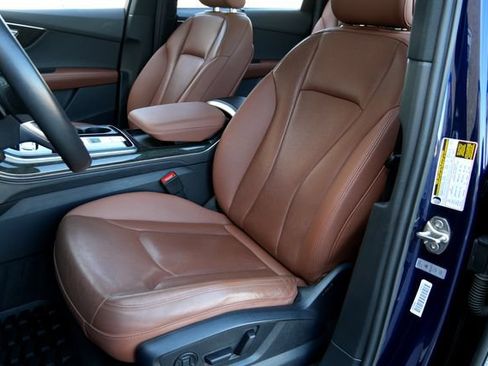 Used 2021 Audi Q7 3.0T Prestige w/ Prestige Package AWD/4WD image 13