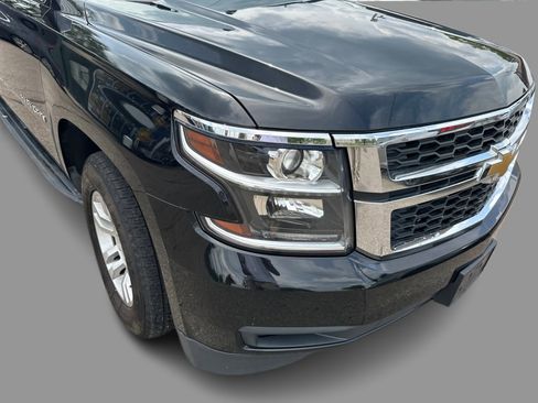 Used 2019 Chevrolet Suburban LT AWD/4WD image 25