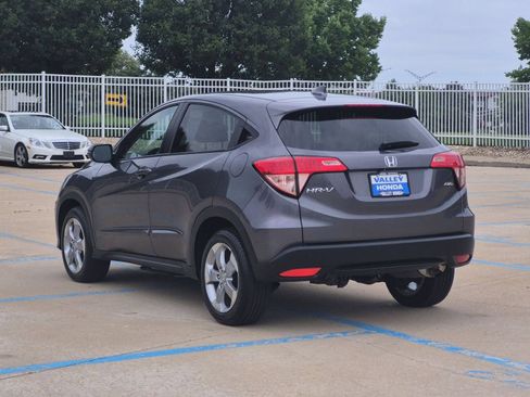 Used 2016 Honda HR-V EX image 8