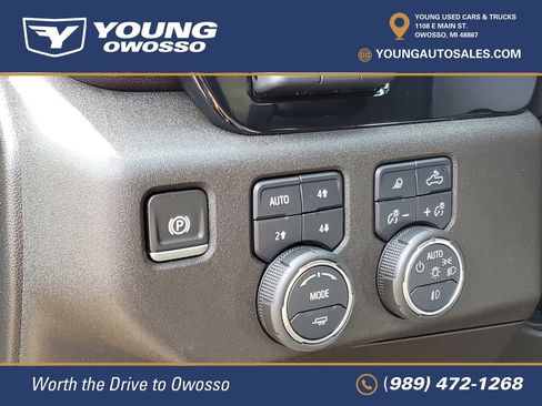 Used 2025 Chevrolet Silverado 1500 High Country w/ Midnight Edition AWD/4WD image 11