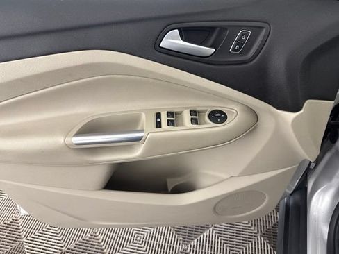 Used 2015 Ford C-MAX SE w/ Winter Package FWD image 20