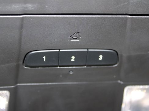 Used 2024 Buick Enclave Premium image 52