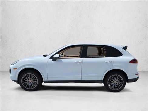 Used 2017 Porsche Cayenne AWD/4WD image 8