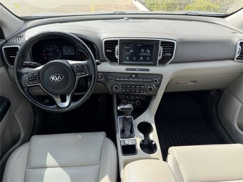 Used 2017 Kia Sportage EX w/ EX Premium Package image 9