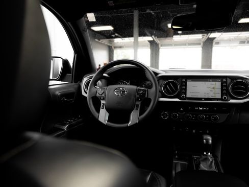 Certified 2023 Toyota Tacoma TRD Sport w/ TRD Premium Sport Package AWD/4WD image 13