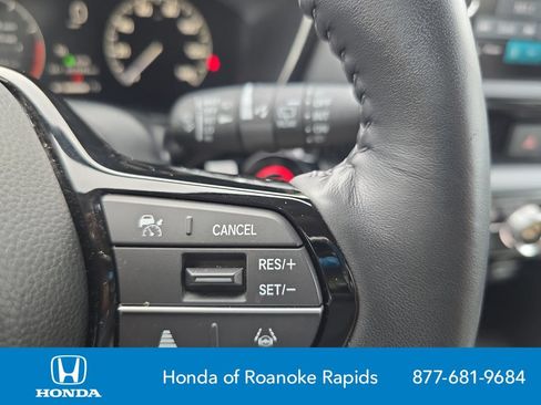 Used 2025 Honda CR-V EX-L image 24