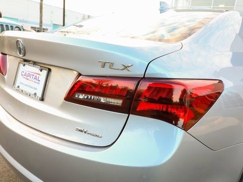 Used 2017 Acura TLX V6 SH-AWD w/ Technology Pkg image 15
