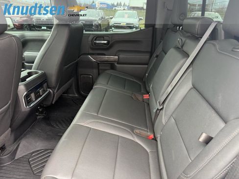 Used 2022 Chevrolet Silverado 1500 LTZ w/ LTZ Premium Package image 17