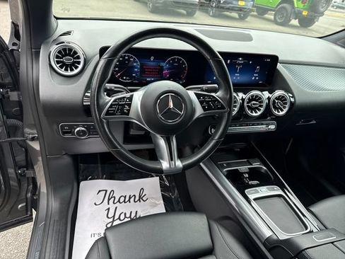 Used 2025 Mercedes-Benz GLA 250 4MATIC image 17