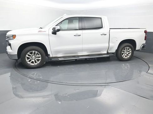 Used 2023 Chevrolet Silverado 1500 LTZ w/ LTZ Convenience Package II AWD/4WD image 2
