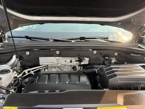 Used 2024 Volkswagen Atlas SE FWD image 28