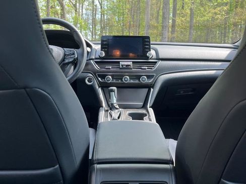 Used 2021 Honda Accord EX-L image 47