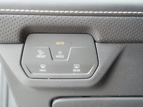 Certified 2024 Volkswagen Atlas SE AWD/4WD image 25