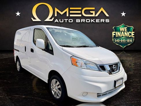 Used 2017 Nissan NV200 SV w/ Back Door Glass Package FWD image 1
