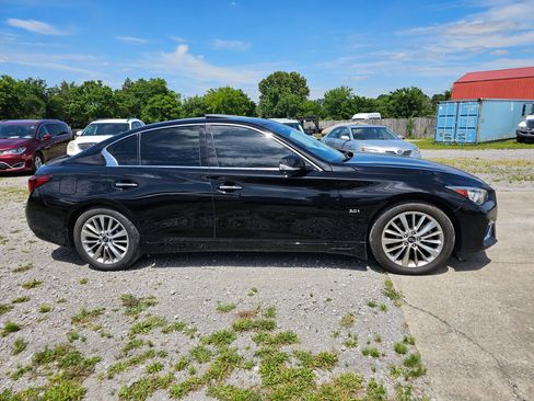 Used 2020 INFINITI Q50 Luxe w/ Essential Package (3.0T Luxe) AWD/4WD image 17
