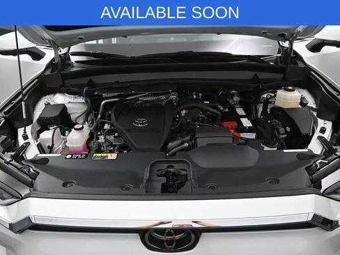 Used 2024 Toyota Grand Highlander AWD image 40
