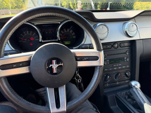 Used 2005 Ford Mustang GT RWD image 20